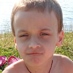 Артём Хмелев