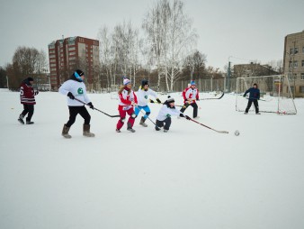 Итоги: хоккей на валенках с Кузей
